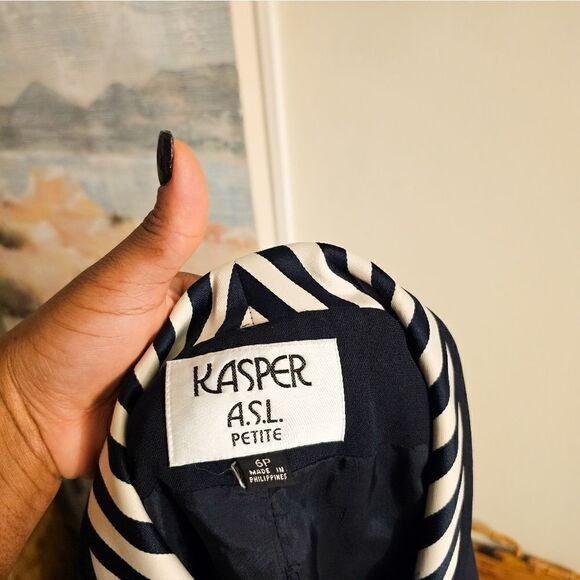 Vtg Navy Blue Kasper Notched Collar Pin Stripe Business Casual Short Sleeve Blaz - Picture 2 of 13